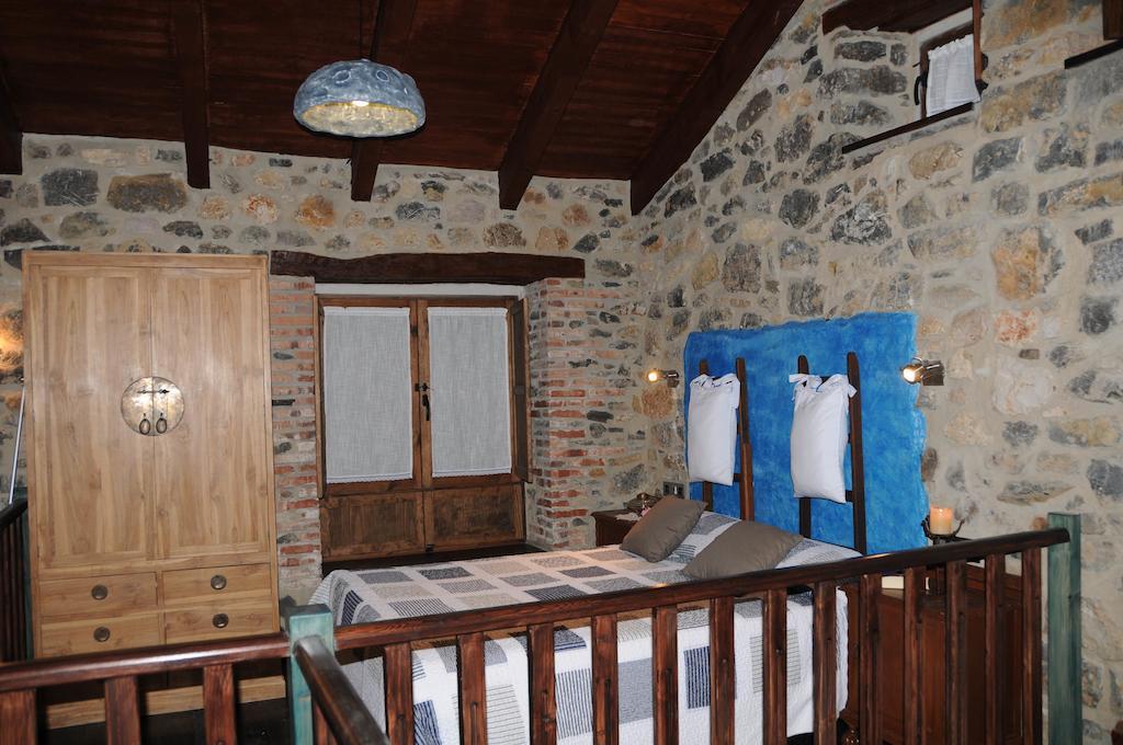 Casas Rurales Entre Babia Y La Luna Villafeliz Phòng bức ảnh