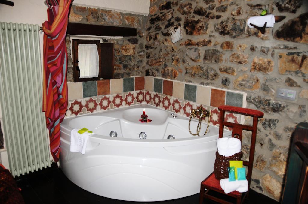 Casas Rurales Entre Babia Y La Luna Villafeliz Phòng bức ảnh