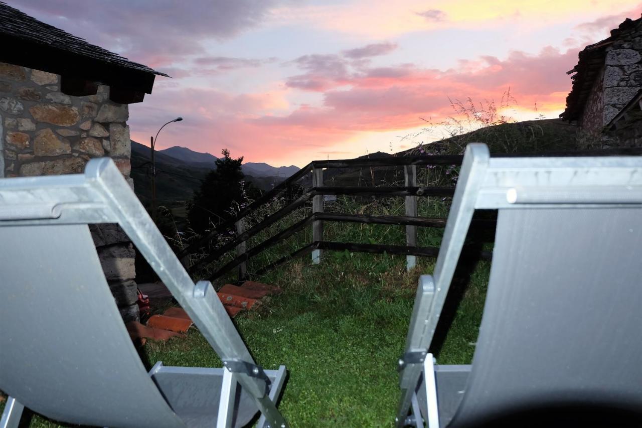 Casas Rurales Entre Babia Y La Luna Villafeliz Ngoại thất bức ảnh