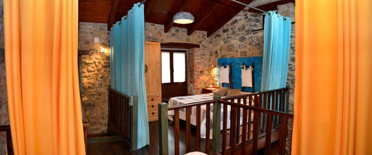 Casas Rurales Entre Babia Y La Luna Villafeliz Ngoại thất bức ảnh